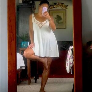 💖CLEOBELLA WHITE MINI SUNDRESS💖